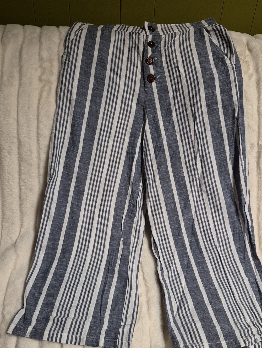 Women's Derek Heart Navy and White Vertical Stripe Wide-Leg Pants